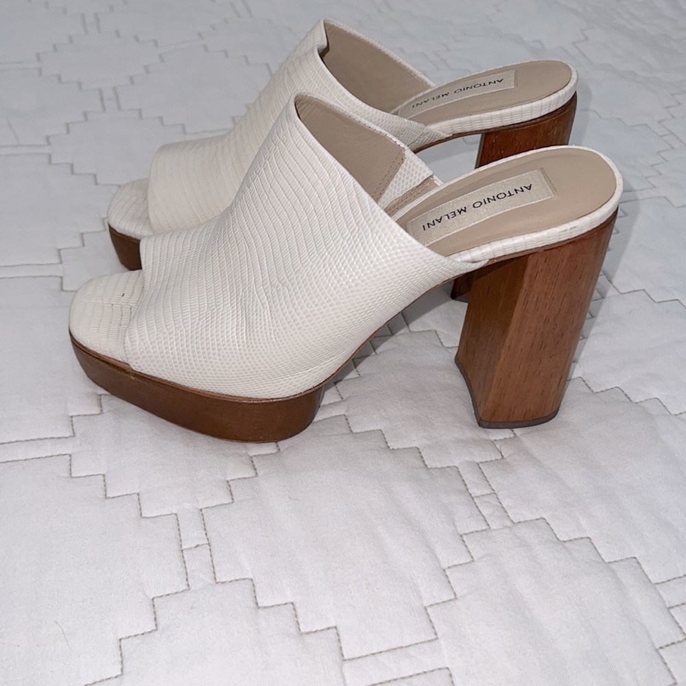 Antonio Melani. Winter white. Normally a 7.5 shoe. This pair is size 7.